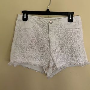 Embroidered White High Waist Denim Shorts Size 8